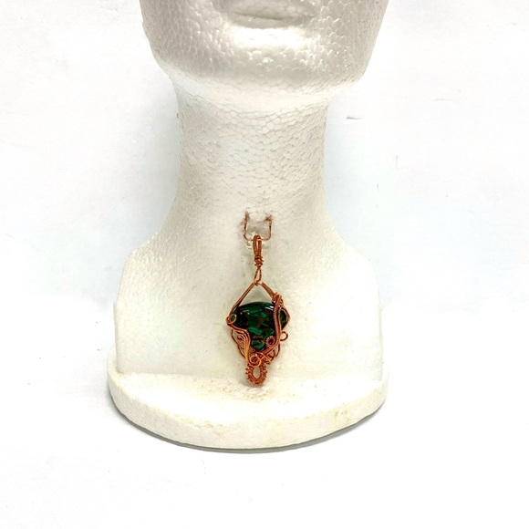 HANDCRAFT Malachite Copper Hand Wrapped Copper Freeform Pendant, Artisan Jewelry - Picture 2 of 10